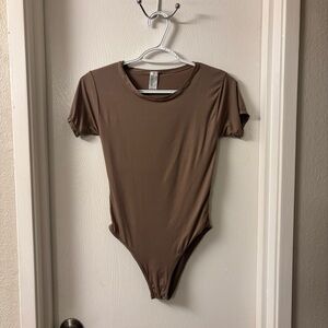 Forever 21 Taupe Short Sleeve Top
